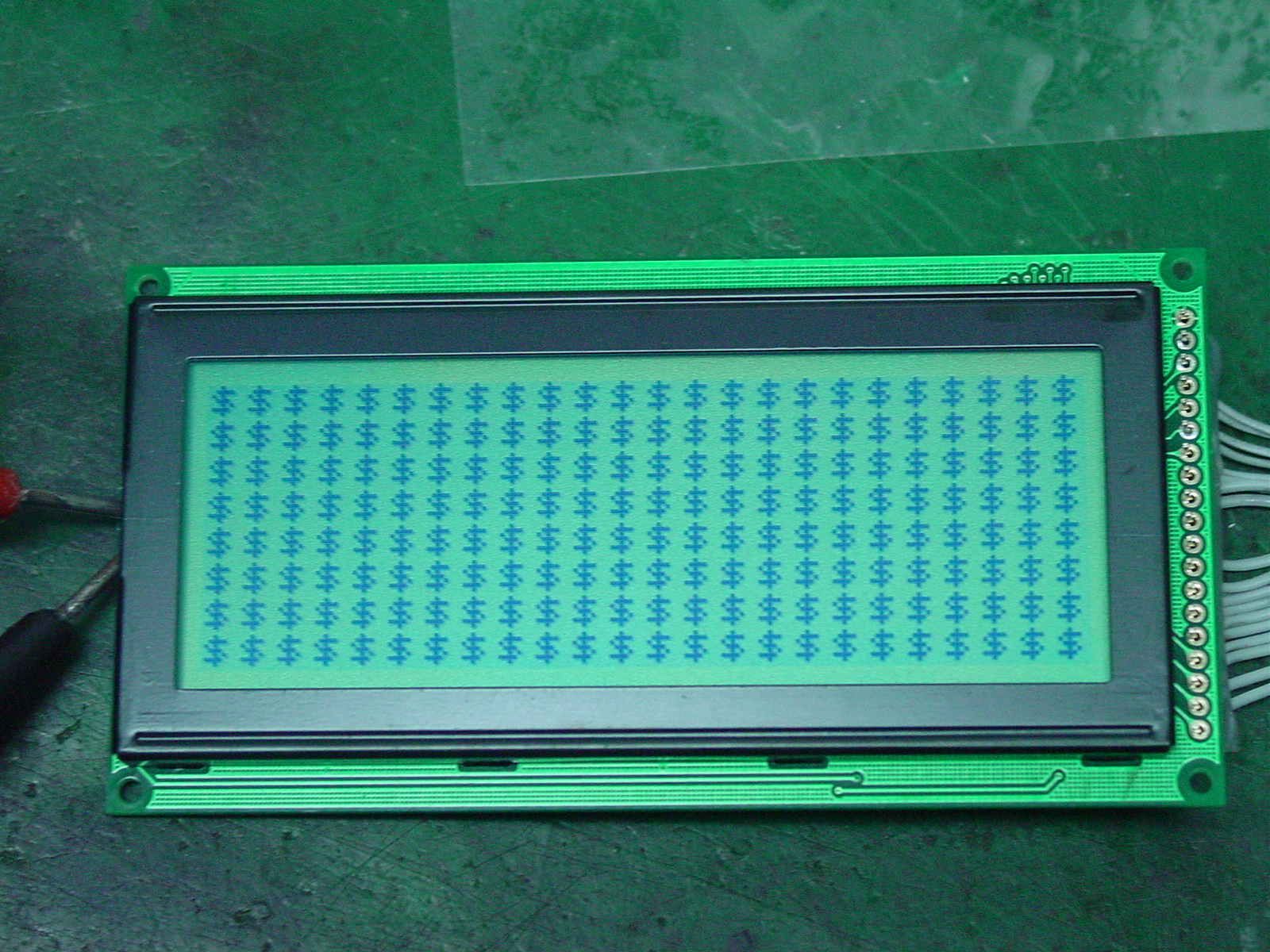 字符  24×8